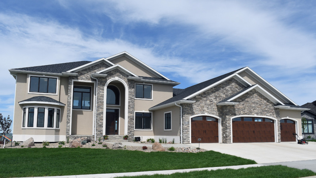 Exterior K & L Homes Inc.